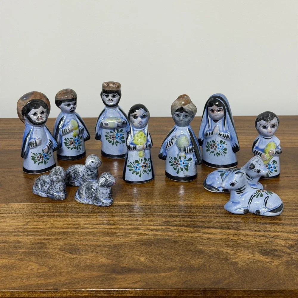 Vintage Tonala Mexico Pottery Nativity Set 12 Piece Ceramic Incomplete Folk Art